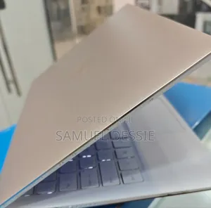 New Laptop Dell XPS 13 8GB Intel Core I7 SSD 512GB