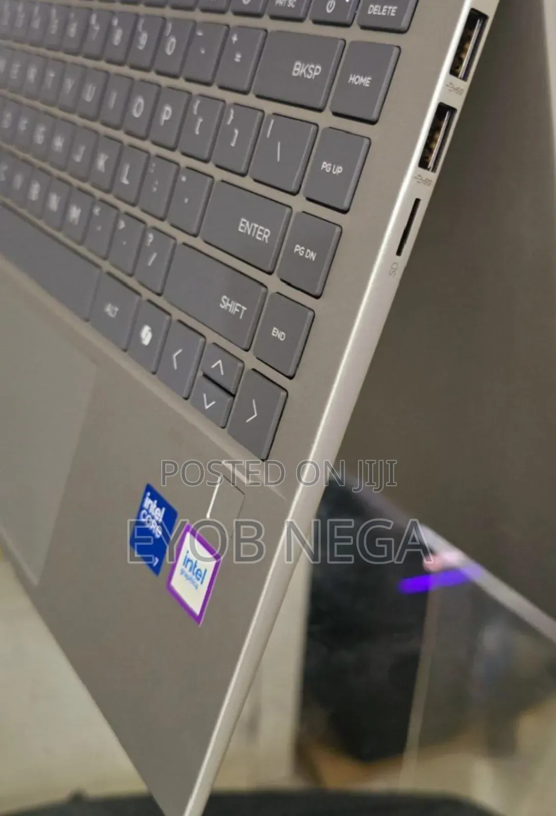 New Laptop HP Envy X360 8GB Intel Core Ultra 5 SSD 512GB