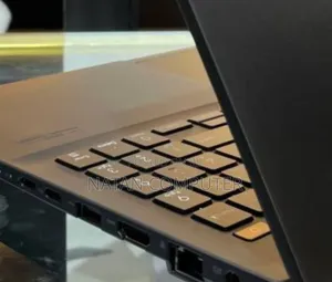 New Laptop Dell Precision 7750 16GB Intel Core I7 SSD 512GB