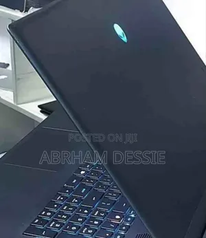 New Laptop Alienware M17x R2 24GB Intel Core Ultra 9 SSD 1T
