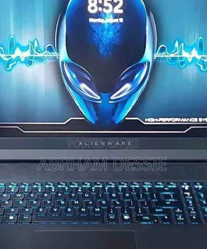 New Laptop Alienware M17x R2 24GB Intel Core Ultra 9 SSD 1T