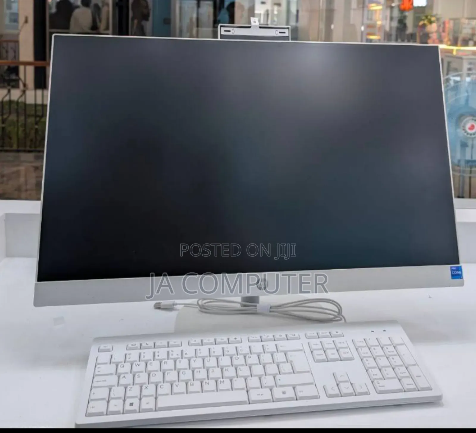 New Desktop Computer HP 200 G4 All-in-One 8GB Intel Core I7 SSD 512GB