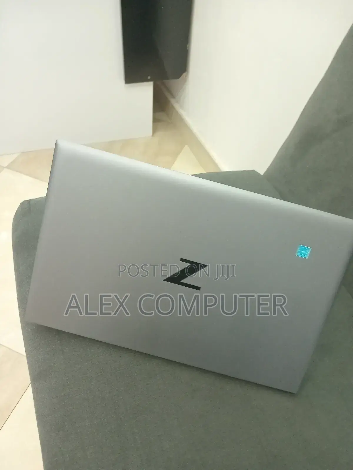 New Laptop HP ZBook Firefly 15 G7 16GB Intel Core I7 SSD 512GB