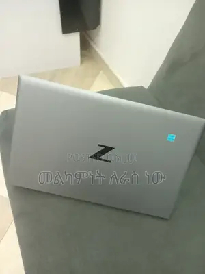 New Laptop HP ZBook Firefly 15 G7 16GB Intel Core I7 SSD 512GB