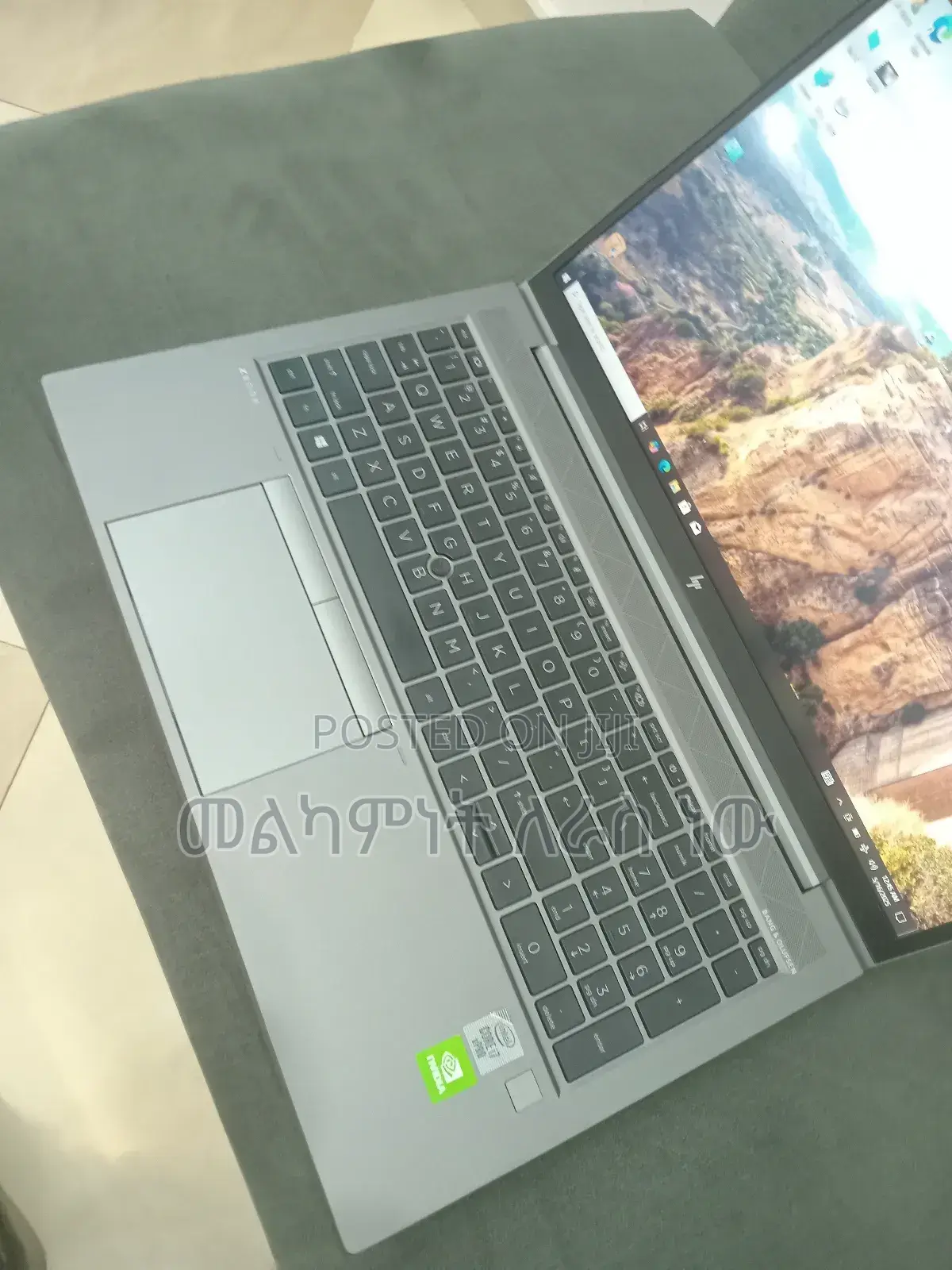 New Laptop HP ZBook Firefly 15 G7 16GB Intel Core I7 SSD 512GB