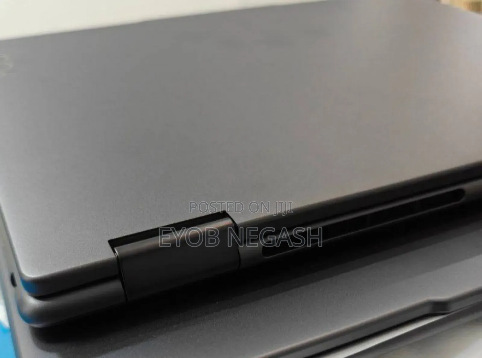 New Laptop Lenovo Yoga 7i 16GB Intel Core Ultra 7 SSD 1T