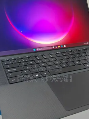 New Laptop Lenovo Yoga 7i 16GB Intel Core Ultra 7 SSD 1T