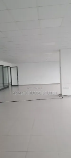 አስቸኳይ የሚከራይ ቢሮ አአ ወሎ ሰፈር