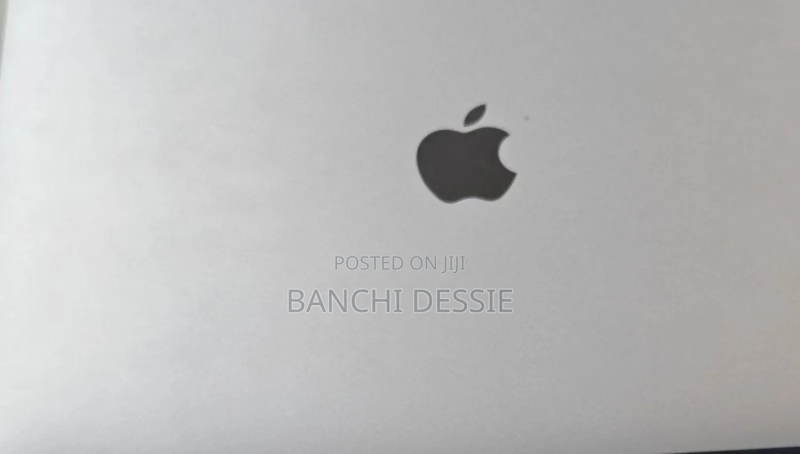 New Laptop Apple MacBook Air 2022 M2 8GB Apple M2 SSD 256GB