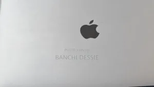 New Laptop Apple MacBook Air 2022 M2 8GB Apple M2 SSD 256GB