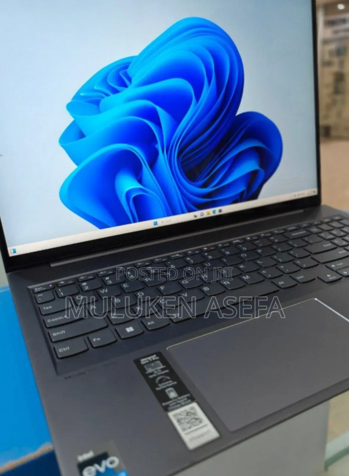 New Laptop Lenovo Yoga 11e 16GB Intel Core I7 SSD 1T