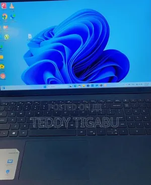 Photo - New Laptop Dell Inspiron 15 8GB Intel Core I3 SSD 512GB