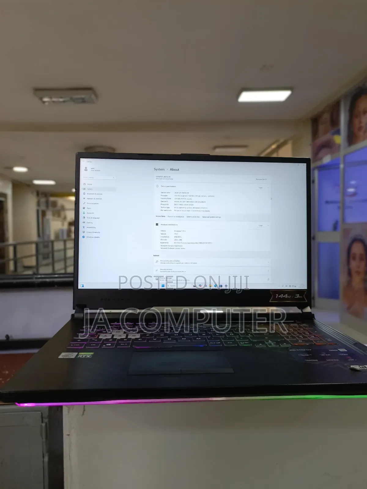 New Laptop Asus ROG Strix G17 32GB Intel Core I7 SSD 1T