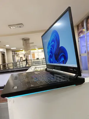 New Laptop Asus ROG Strix G17 32GB Intel Core I7 SSD 1T