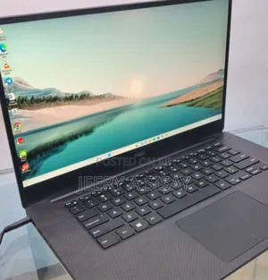 New Laptop Dell XPS 15 16GB Intel Core I7 SSD 512GB