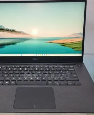 New Laptop Dell XPS 15 16GB Intel Core I7 SSD 512GB