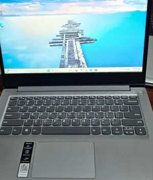 New Laptop Lenovo IdeaPad Z380 8GB Intel Core I3 SSD 256GB