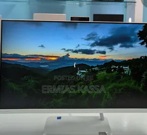 Photo - New Lenovo Ideacentre AIO 330 16GB Intel Core I7 SSD 1T