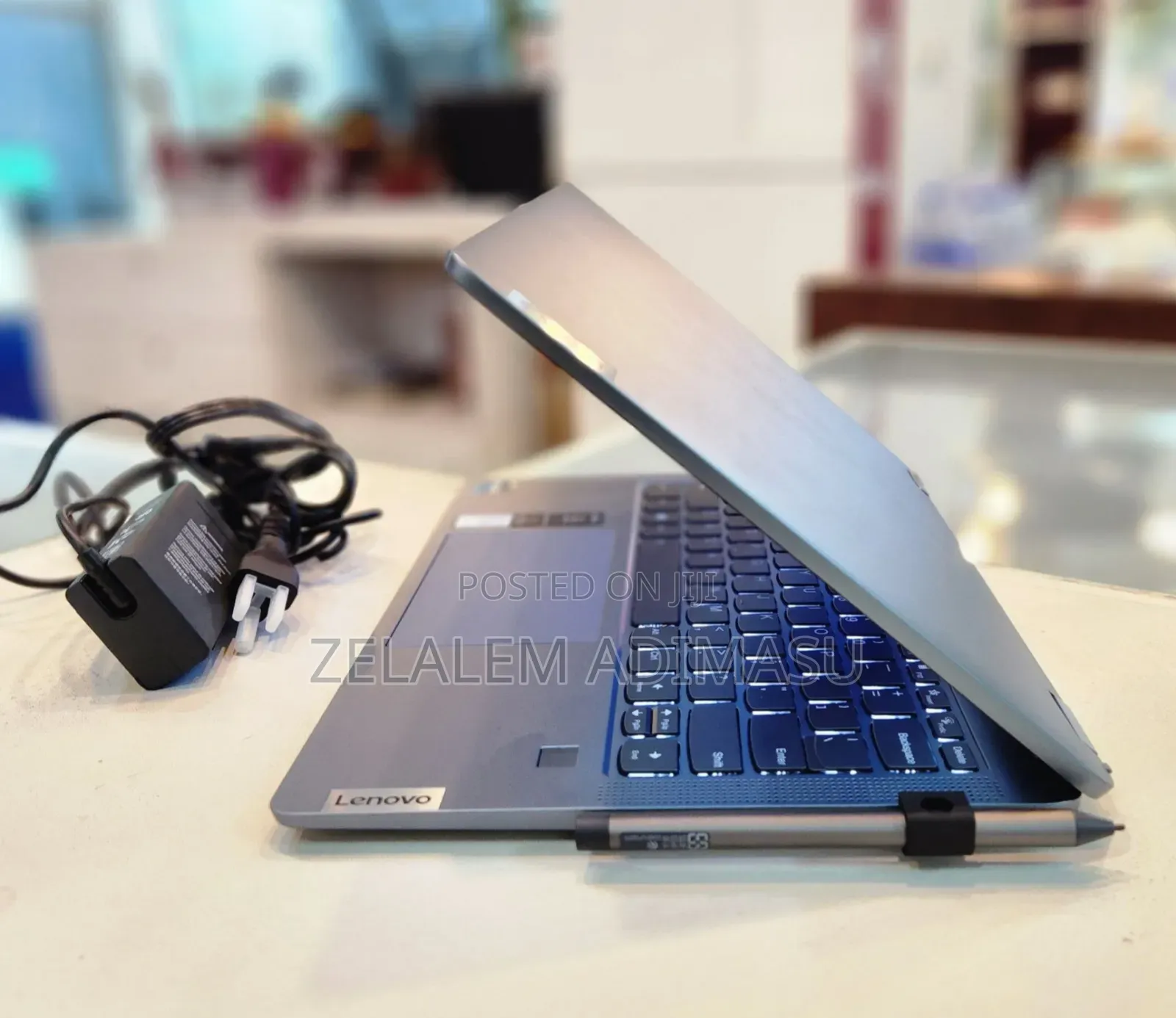 New Laptop Lenovo Yoga 7i 16GB Intel Core I7 SSD 1T