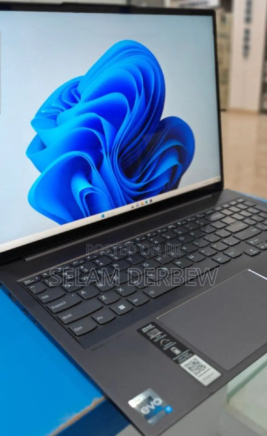 New Laptop Lenovo ThinkPad Yoga 32GB Intel Core I7 SSD 1T