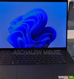 New Laptop Dell Inspiron 15 16GB Intel Core I7 SSD 1T