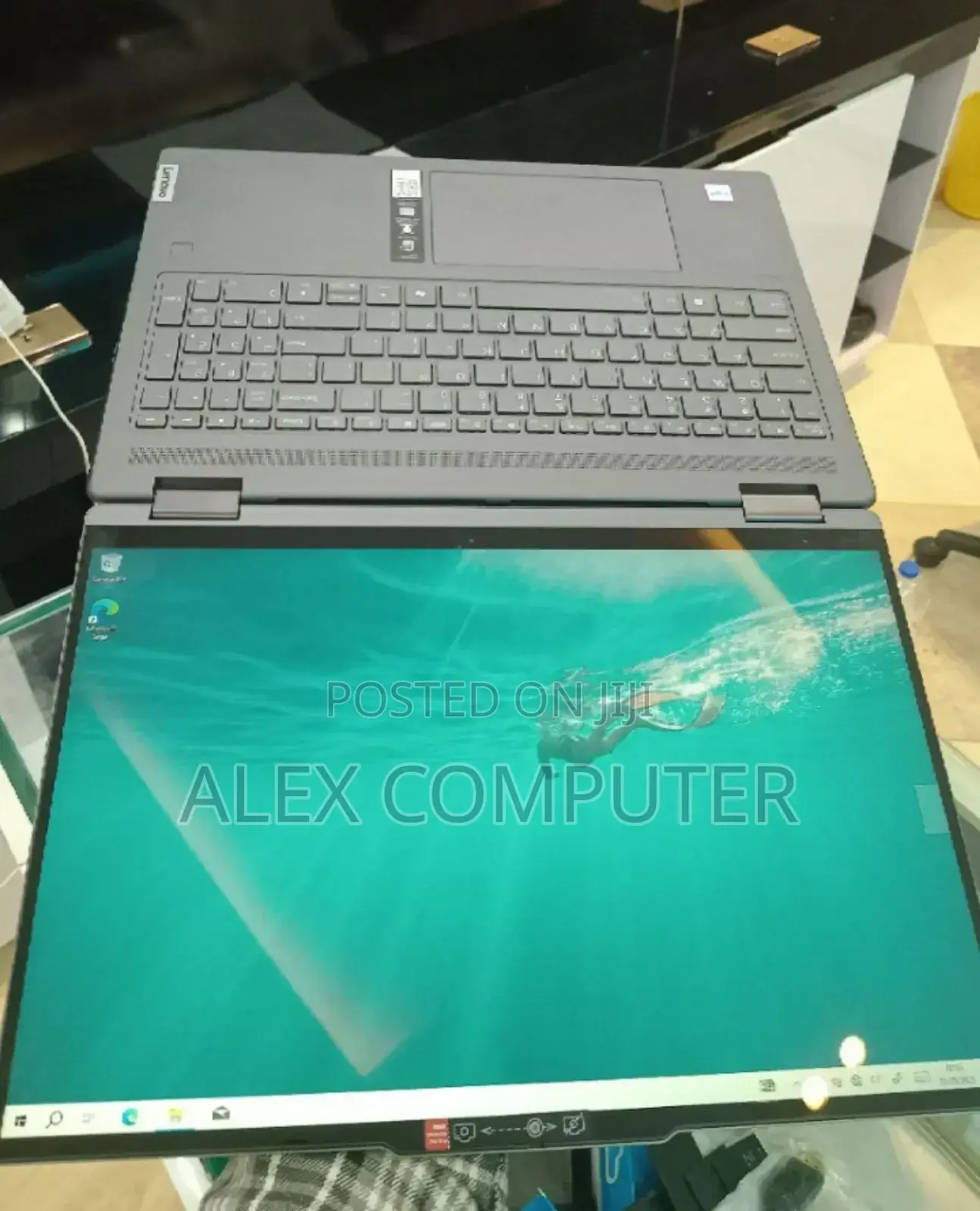 New Laptop Lenovo Yoga 7i 16GB Intel Core Ultra 7 SSD 1T