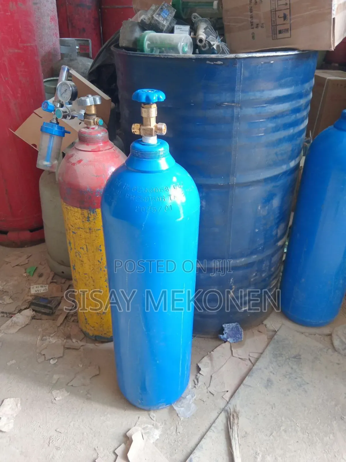 Oxygen Cylinder