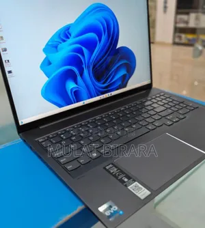 Photo - New Laptop Lenovo Yoga 9i 32GB Intel Core I7 SSD 1T