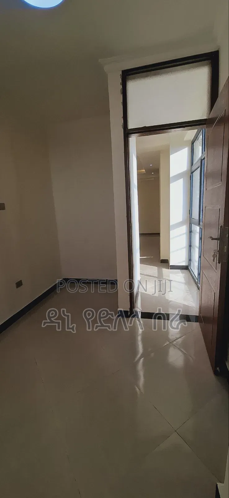 Furnished 2bdrm Condo in አዲስ አበባ, Bole for sale