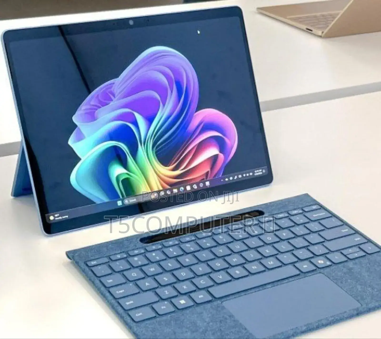 New Microsoft Surface Pro 11th Edition, a Copilot+ PC 16GB SSD 512GB