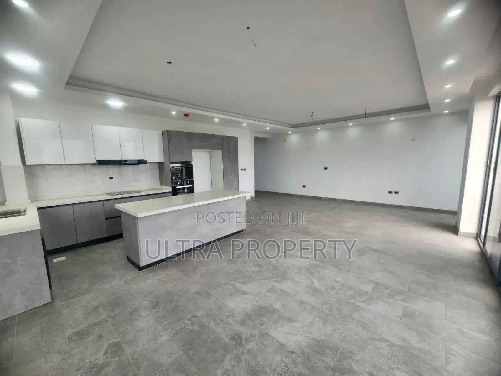 5bdrm Apartment in Bole for rent