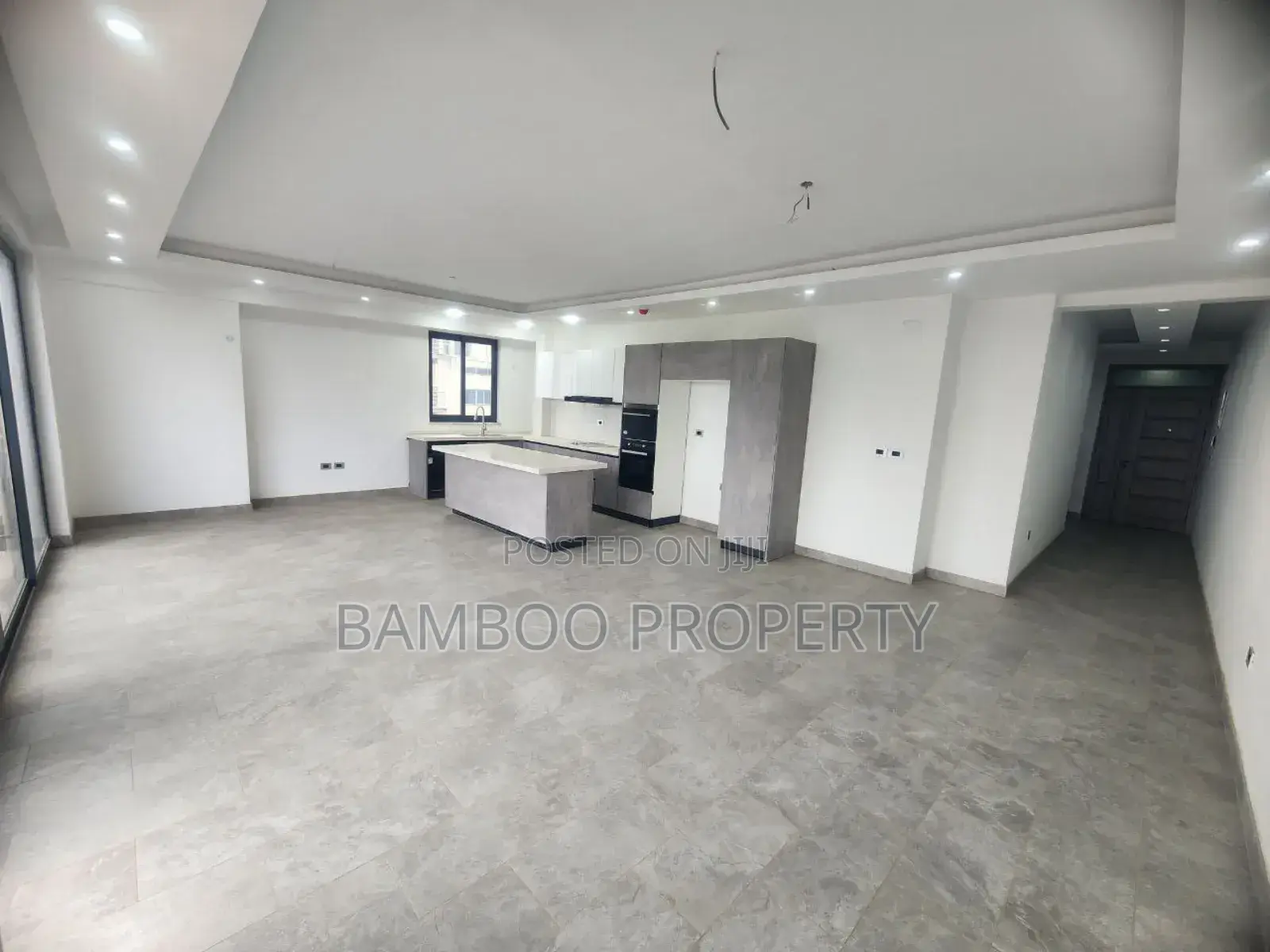 5bdrm Apartment in Bole for rent