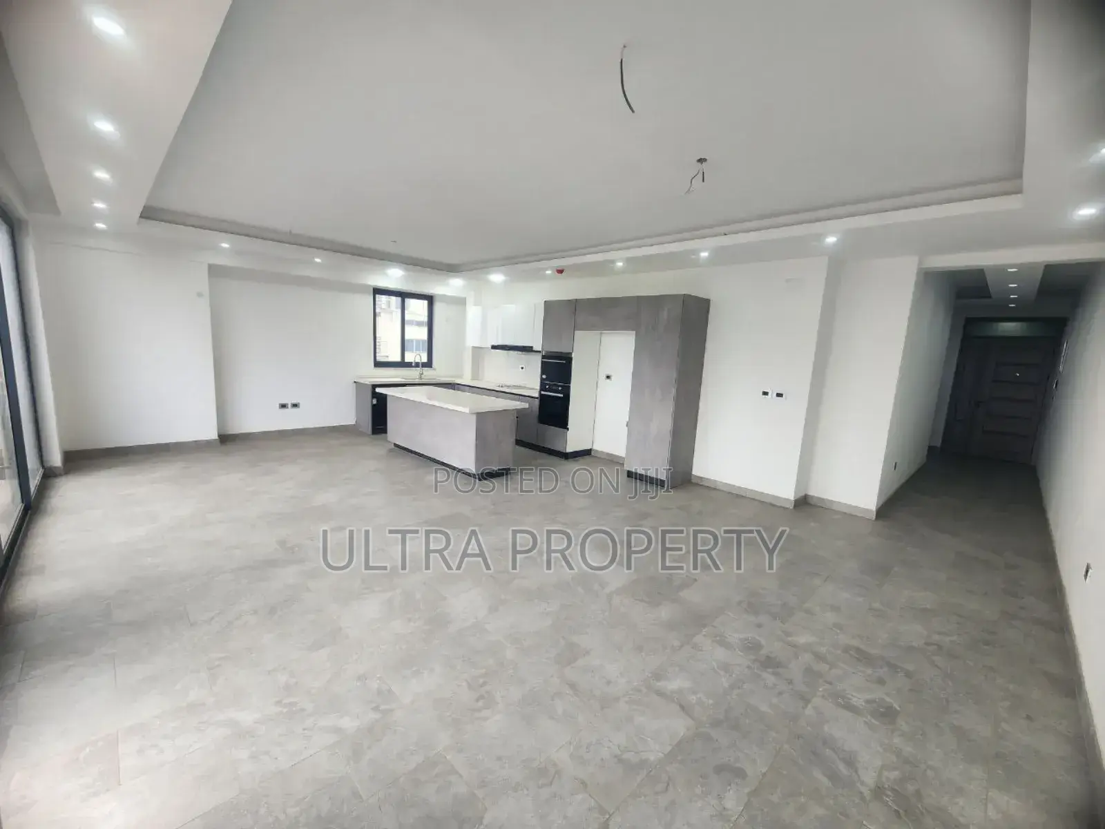 5bdrm Apartment in Bole for rent