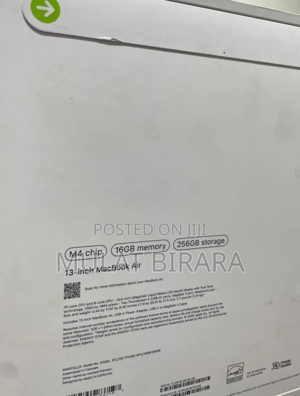 New Laptop Apple MacBook Air 2025 M4 13-Inch 16GB Apple M4 SSD 256GB