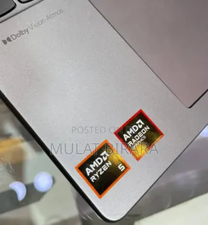 New Laptop Lenovo Yoga 7i 8GB AMD Ryzen 5 SSD 512GB