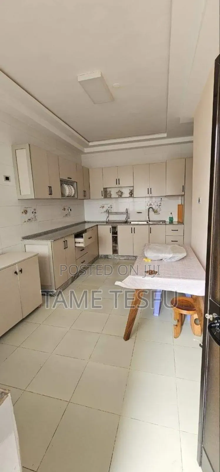 Furnished 7bdrm House in Summit, Bole for sale