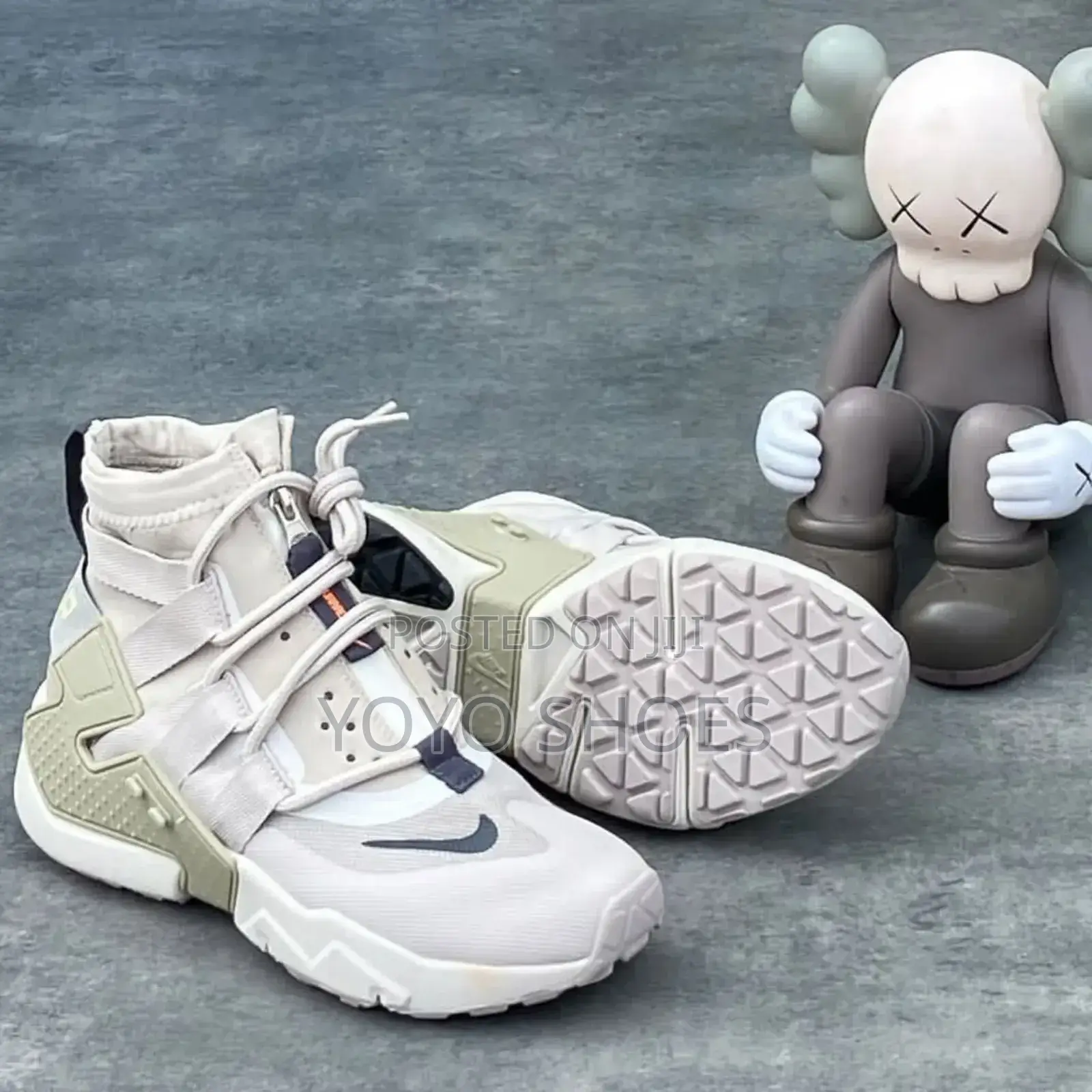 Nike Grip Boots