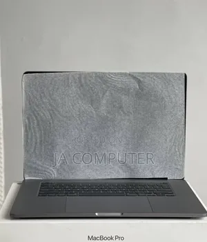 Photo - New Laptop Apple MacBook Pro 2019 64GB Intel Core I9 SSD 1T