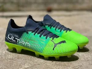 Photo - Puma Ultra Foot Ball Shoes