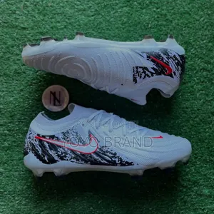 Nike Phantom Foot Ball Shoes
