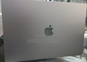 New Laptop Apple MacBook Air 2024 M3 15-Inch 8GB Apple M3 SSD 256GB