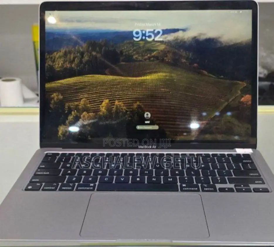New Laptop Apple MacBook Air 2020 M1 8GB Apple M1 SSD 256GB