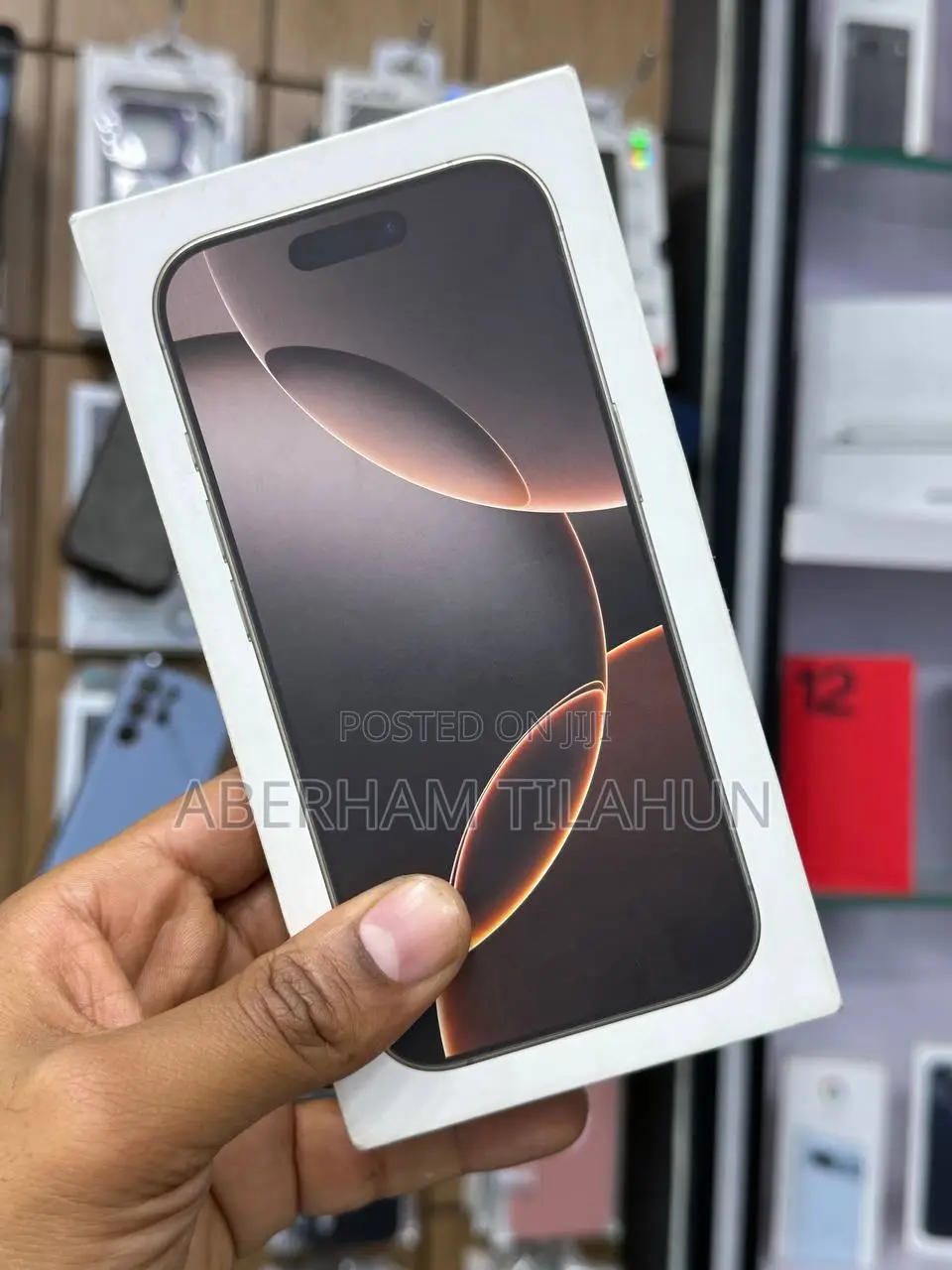 New Apple iPhone 16 Pro 256 GB Gold