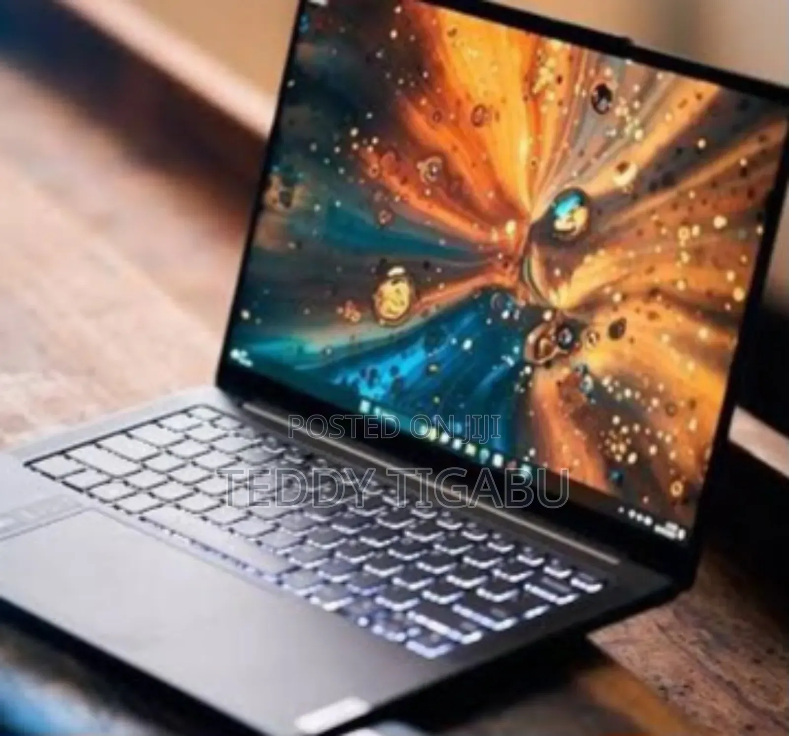 New Laptop Lenovo Yoga 700 32GB Intel Core I7 SSD 1T