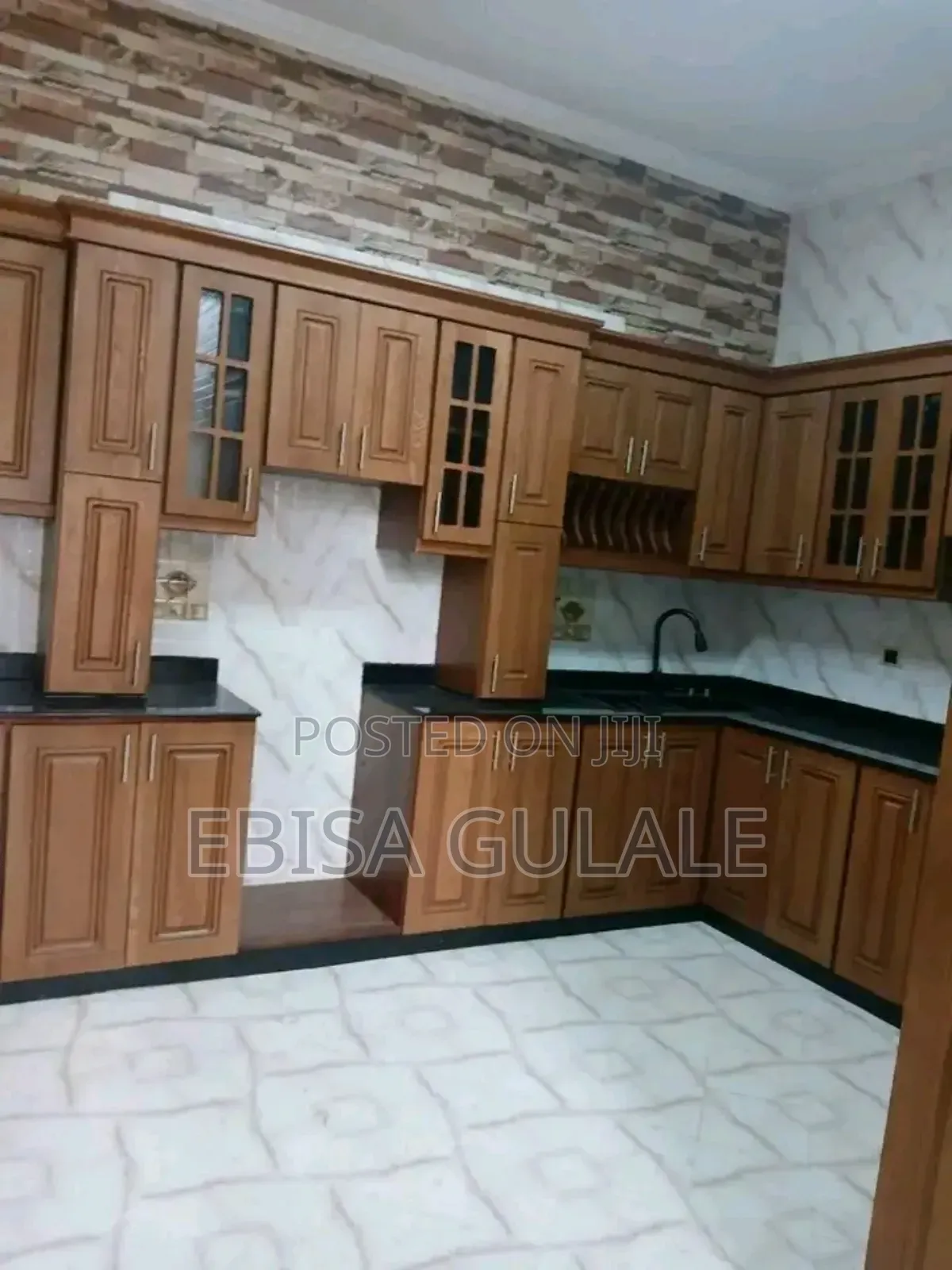 Furnished 4bdrm Apartment in Yeka for rent