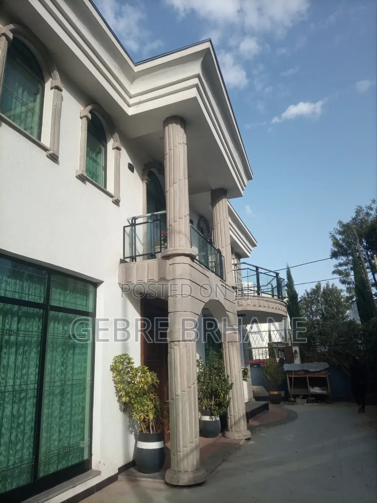 5bdrm House in G+1, Yeka for rent