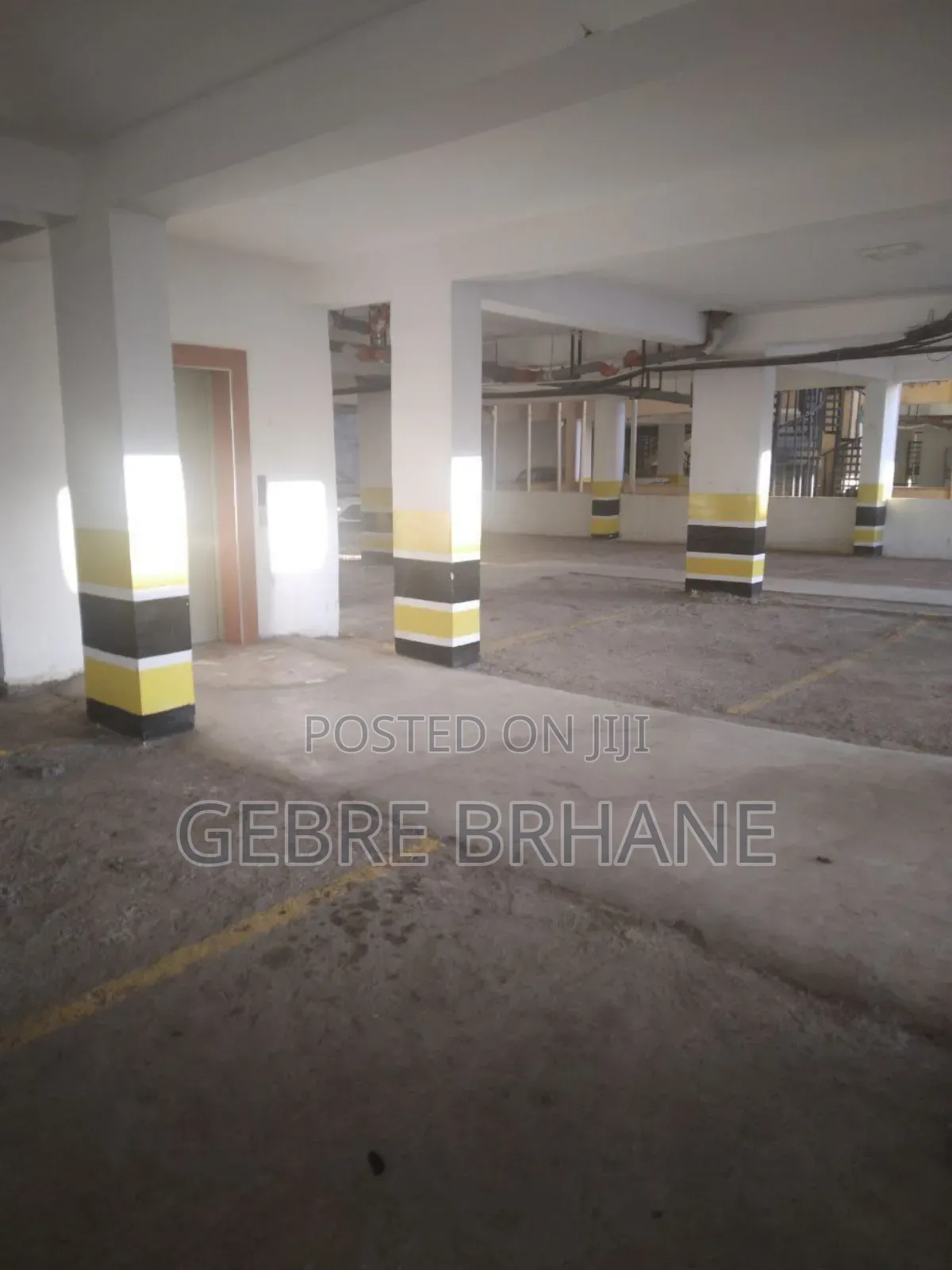 3bdrm Apartment in Apartment, Yeka for rent