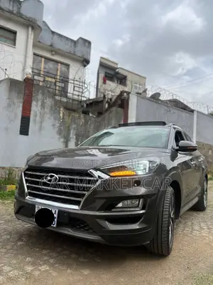 Photo - Hyundai Tucson Sport FWD 2019 Gray