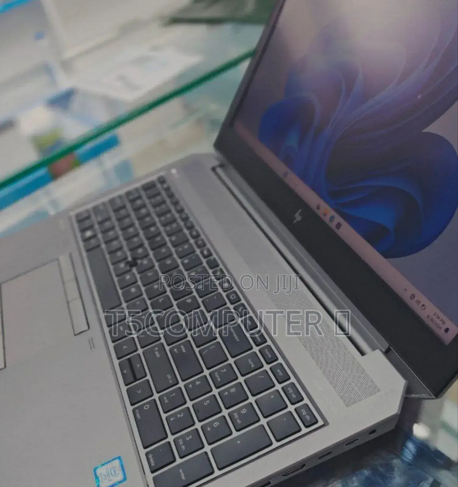 New Laptop HP ZBook 14 16GB Intel Core I7 SSD 512GB