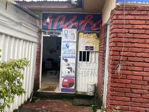 7bdrm Villa in Yeka for sale